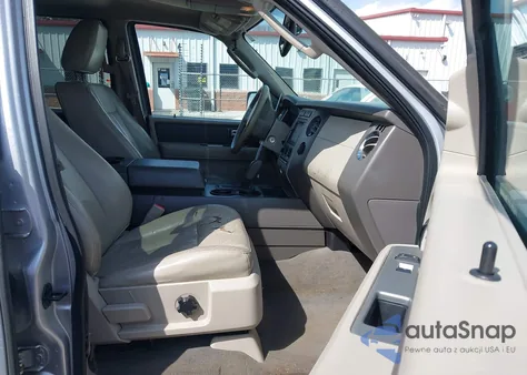 2010 Ford Expedition Xlt z USA, uszkodzony, nr VIN 1FMJU1F57AEA69561